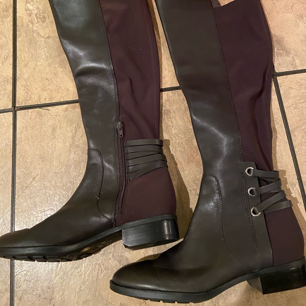 Black Vince Camuto boots brand new